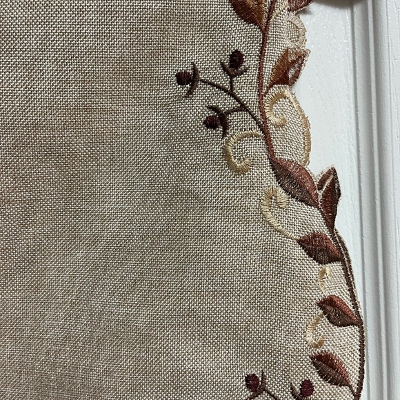 Fall Table Runner - Picture 2 of 2